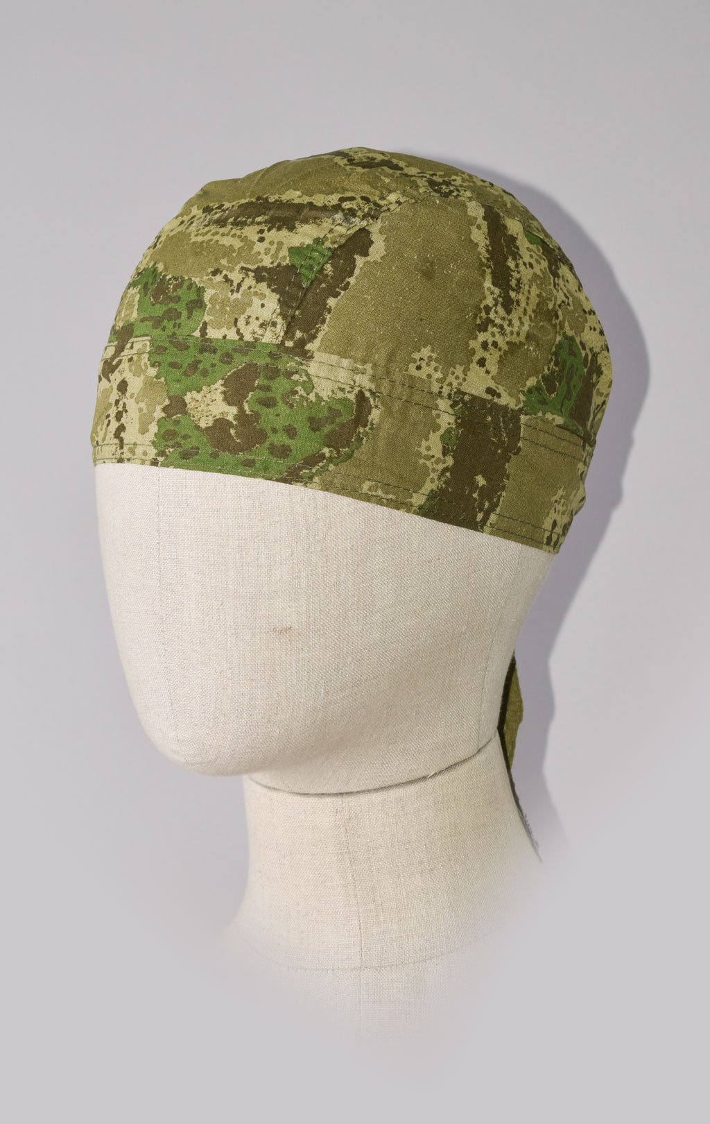 Бандана с завязками hdt camo 