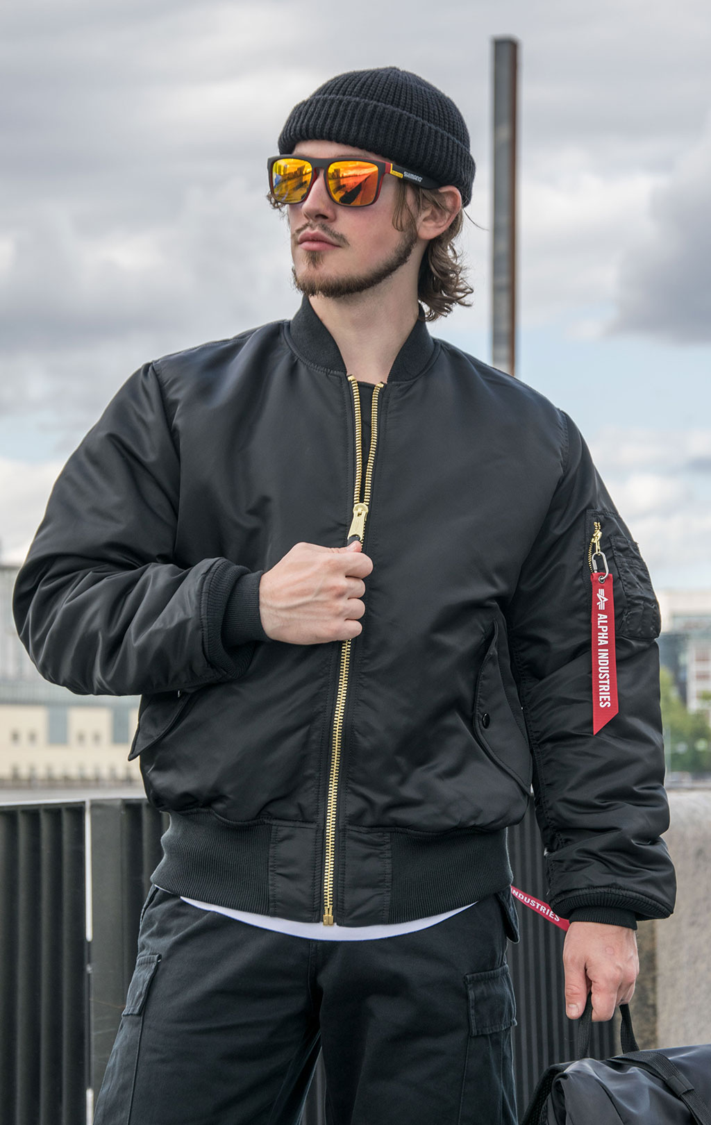 Бомбер ALPHA INDUSTRIES ORIGINAL FIT MA-1 FW 23/24 m black 