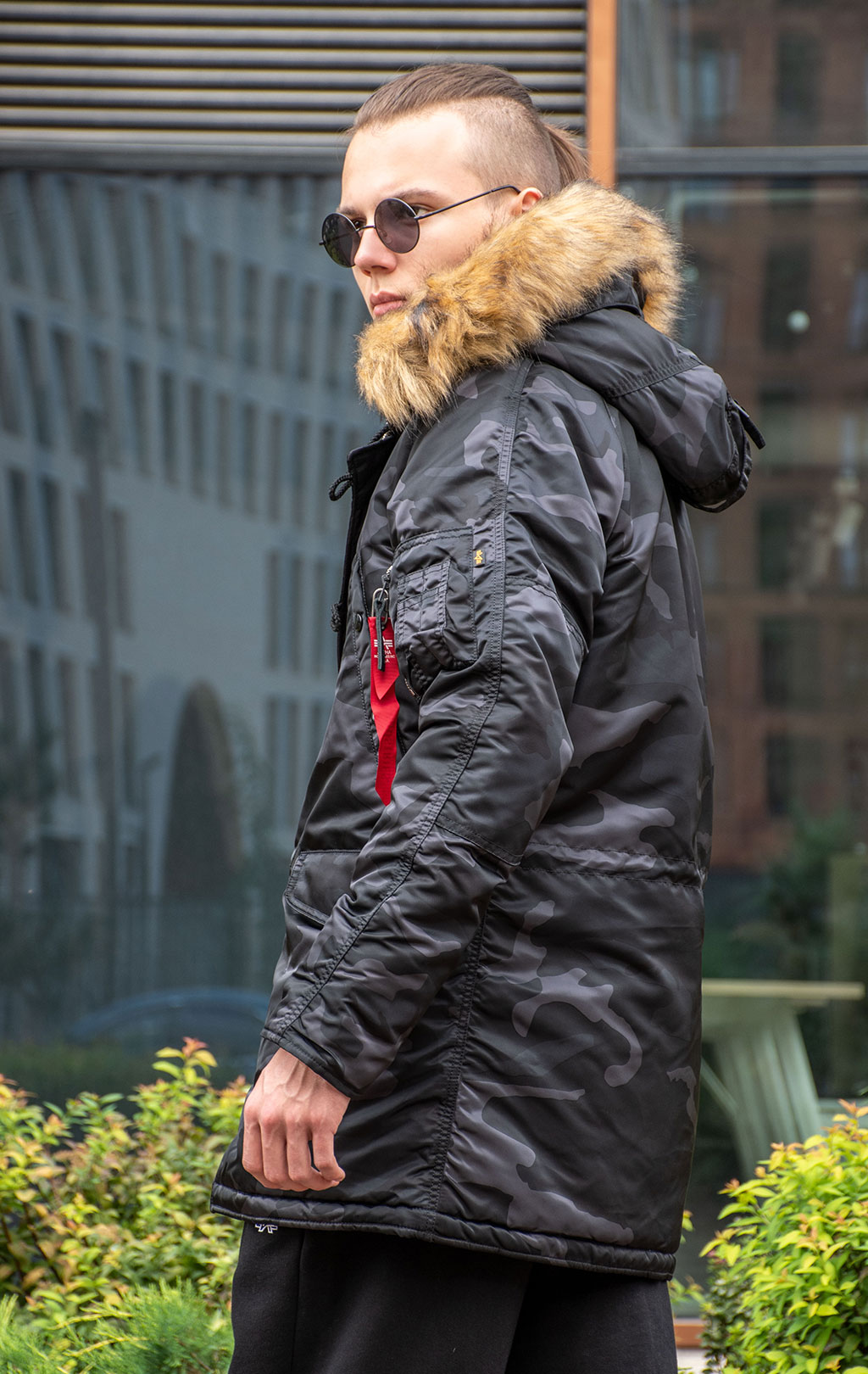 Аляска ALPHA INDUSTRIES SLIM FIT N-3B FW 21/22 m black woodland camo 