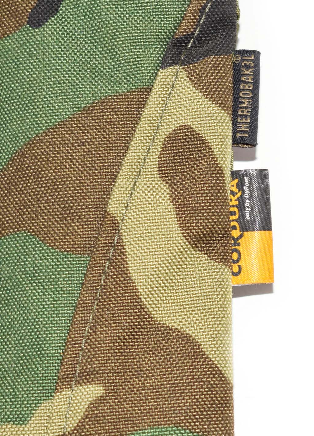 Питьевая система армейская CamelBak горловина снаружи, 3L camo woodland 