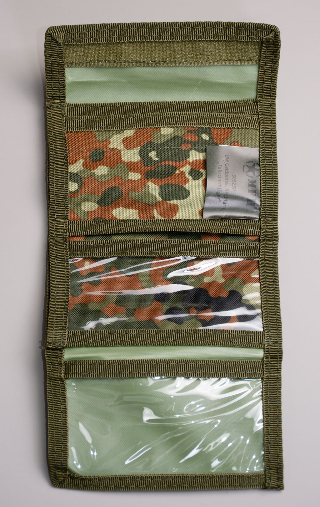 Кошелек FALSCHIERMJAEGER flecktarn Германия