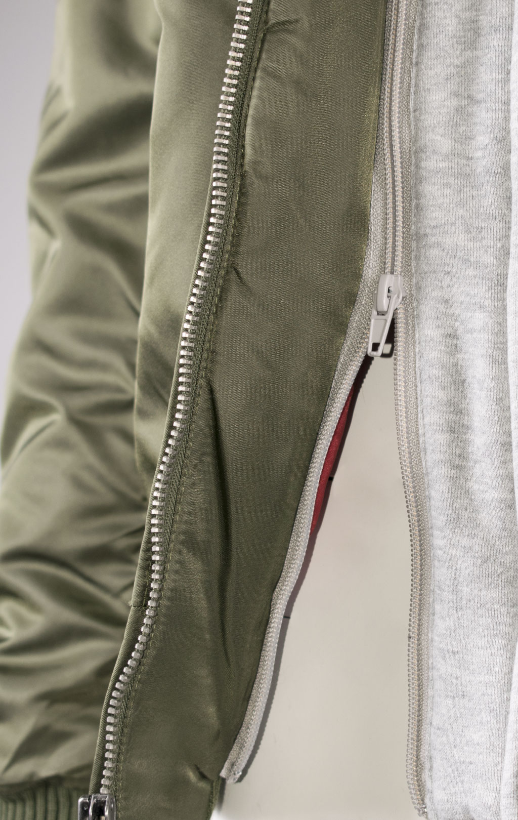 Куртка-бомбер лётная ALPHA INDUSTRIES D-Tec MA-1 dark green 