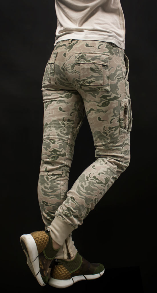 Женские брюки-карго AERONAUTICA MILITARE camouflage rosa (PF 692) 