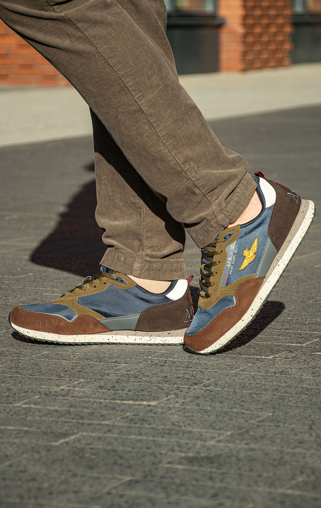 Кроссовки AERONAUTICA MILITARE (SC 0288) FW 26/27/CN multicolor blue/verde/marrone 