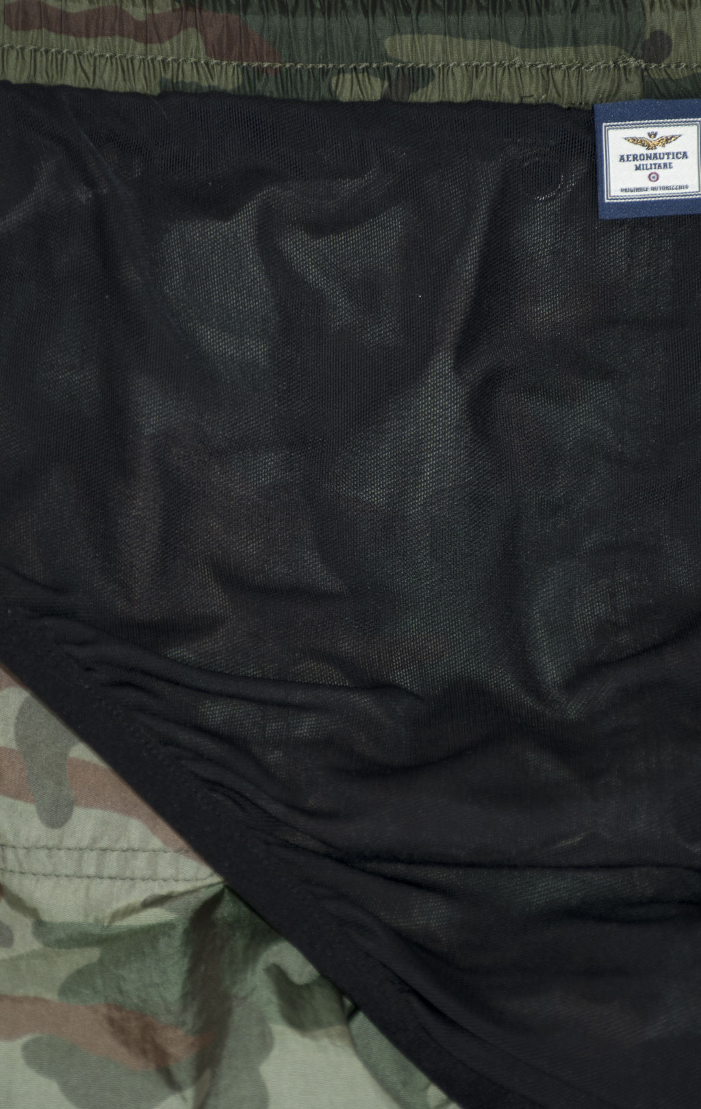 Шорты плавательные AERONAUTICA MILITARE SS 25 m/CN camou military olive (BW 227) 
