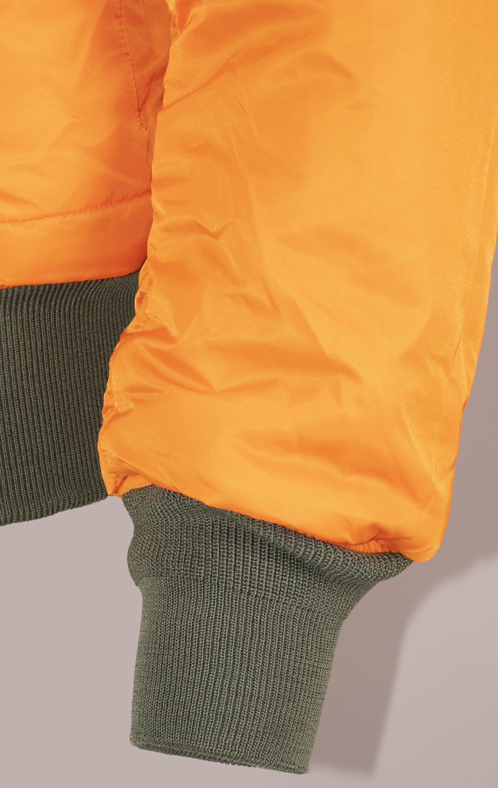 Бомбер ALPHA INDUSTRIES ORIGINAL FIT MA-1 SS 25 m sage 