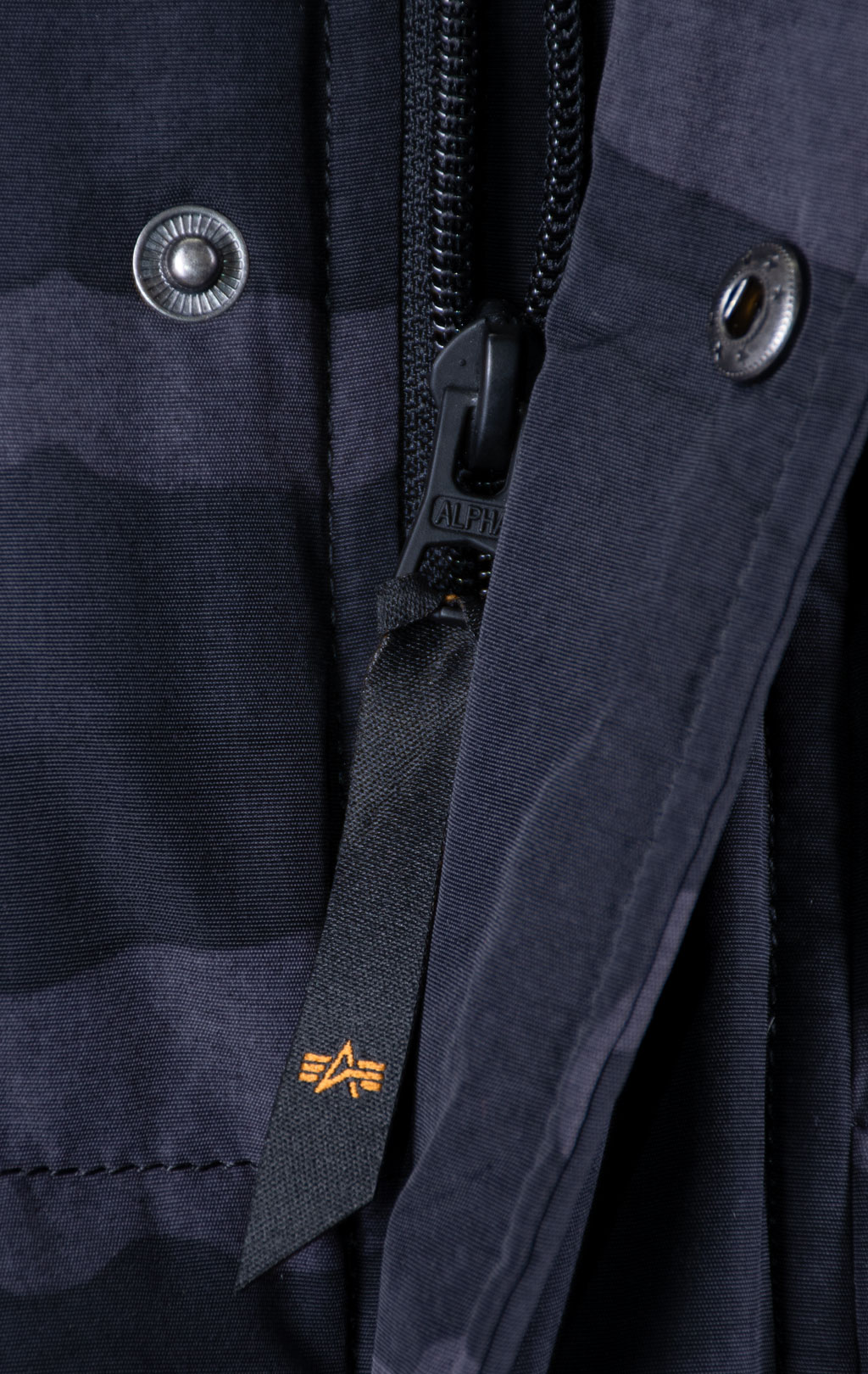 Аляска ALPHA INDUSTRIES QUILTED PARKA N-3B FW 21/22 m black woodland camo 