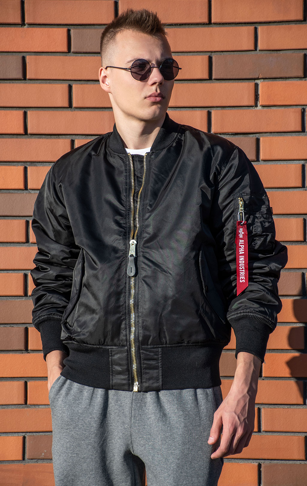 Бомбер ALPHA INDUSTRIES ORIGINAL FIT MA-1 SS 25 m black 