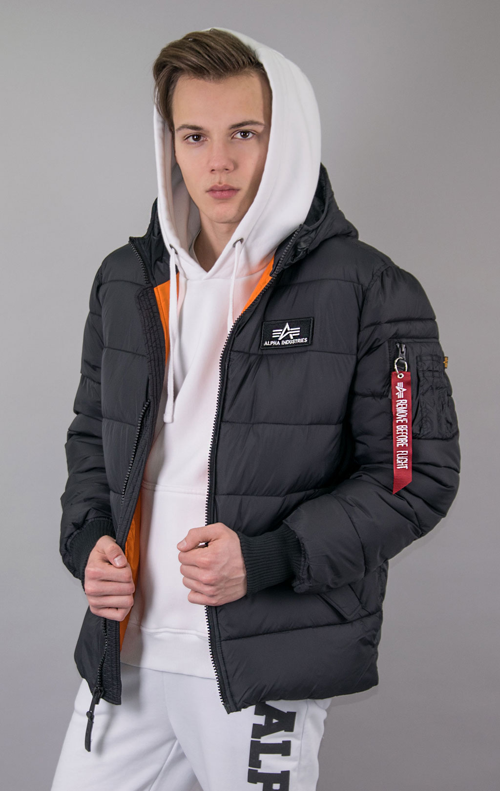 Куртка ALPHA INDUSTRIES HOODED PUFFER ALPHA FD black 