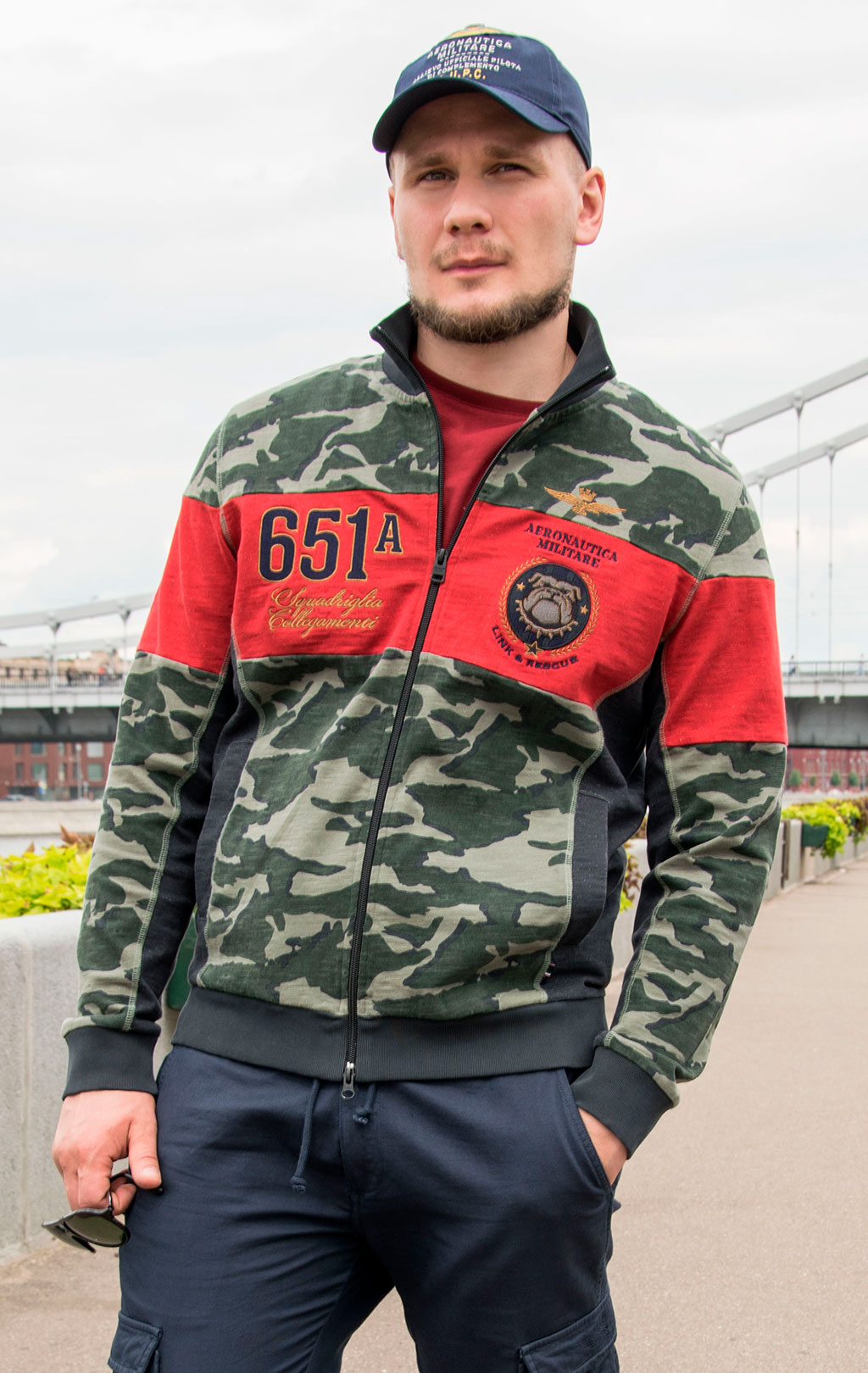 Толстовка AERONAUTICA MILITARE SS 20/IN camouflage/rosso/blue navy (FE 1489) 