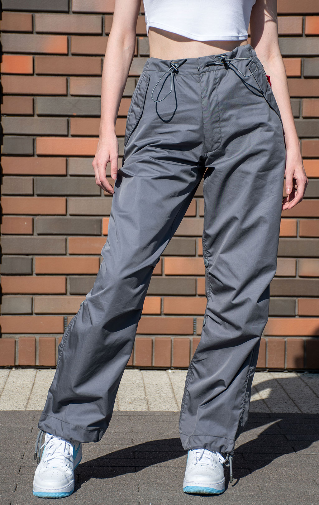 Брюки-карго парашюты ALPHA INDUSTRIES PARACHUTE PANTS SS 24 m aircraft gray 