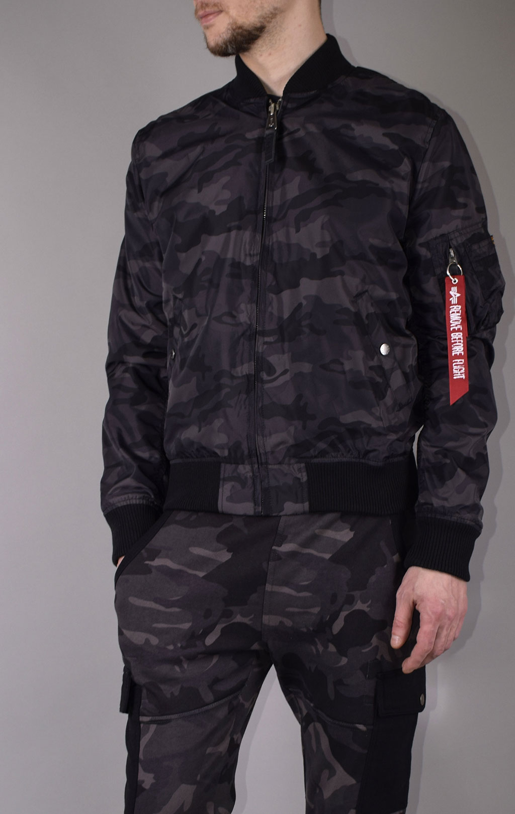 Ветровка-бомбер ALPHA INDUSTRIES TT MA-1 black camo 