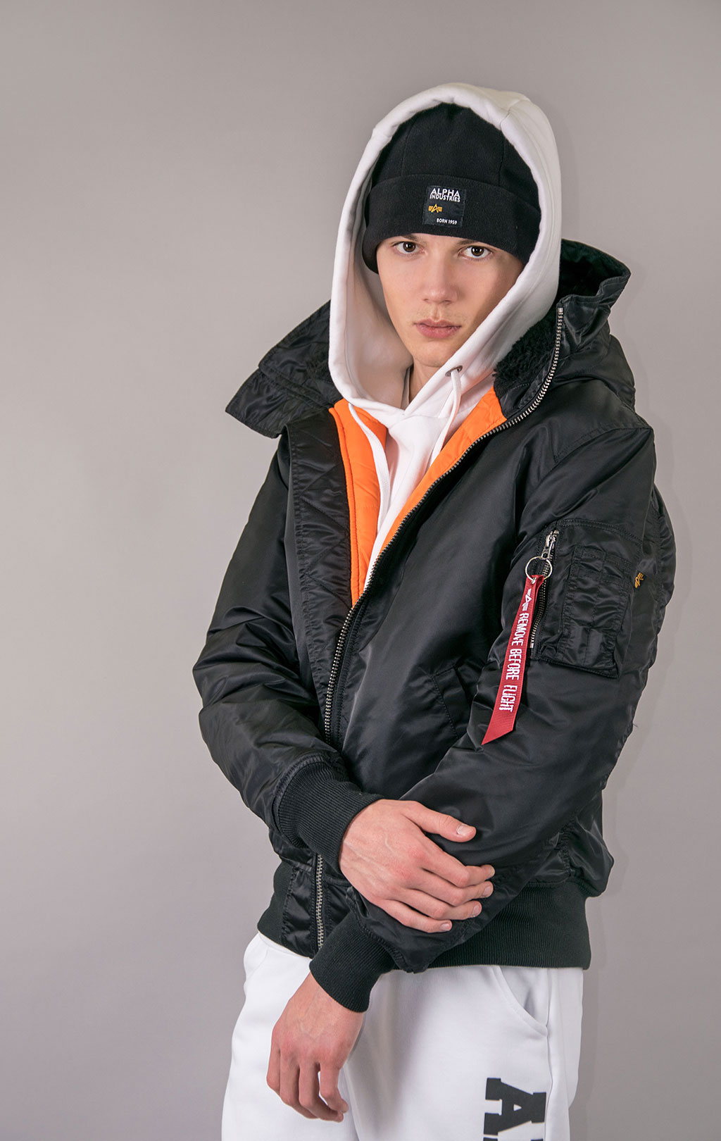 Куртка ALPHA INDUSTRIES HOODED MA-1 black 