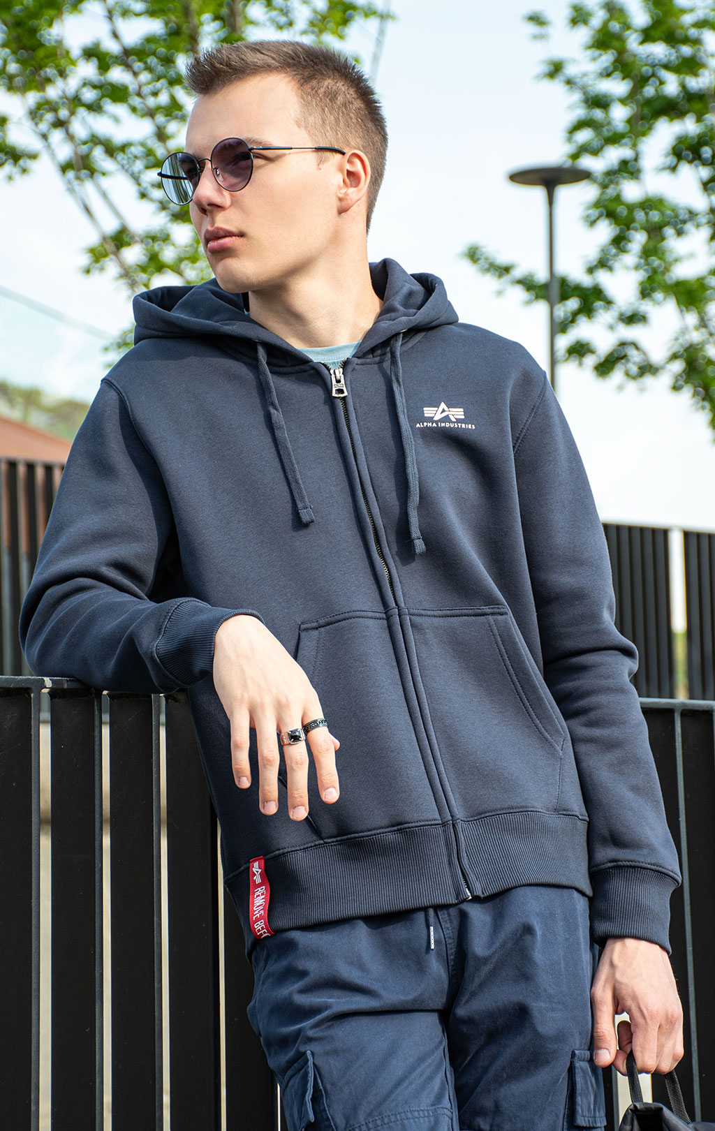 Толстовка ALPHA INDUSTRIES BASIC ZIP HOODY SMALL LOGO rep. blue 