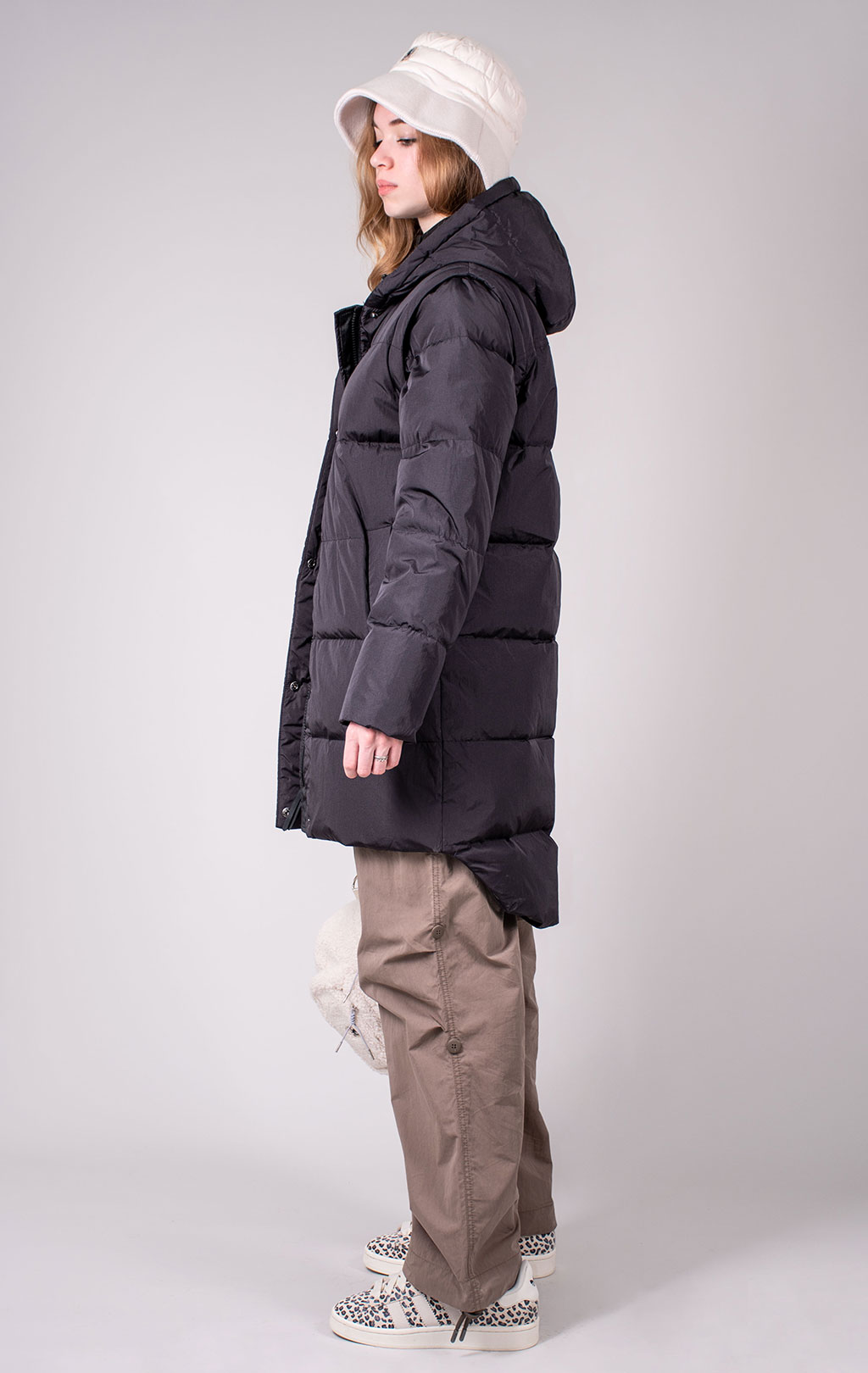 Женская куртка ALPHA INDUSTRIES SIERRA CONVERTIBLE JACKET FW 24/25 black 