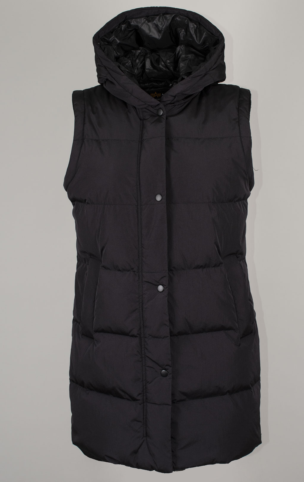 Женская куртка ALPHA INDUSTRIES SIERRA CONVERTIBLE JACKET FW 24/25 black 