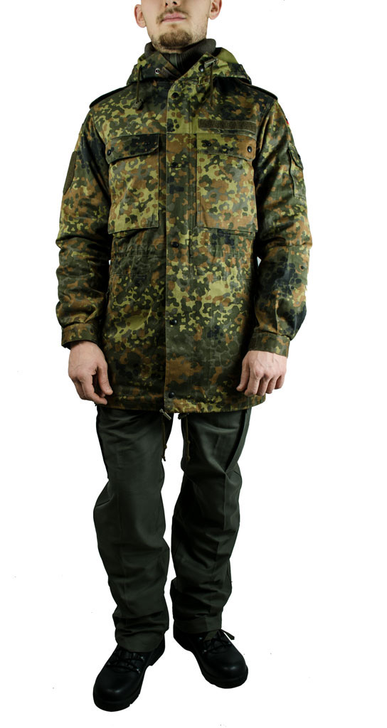 Парка с подстёжкой flecktarn б/у Германия