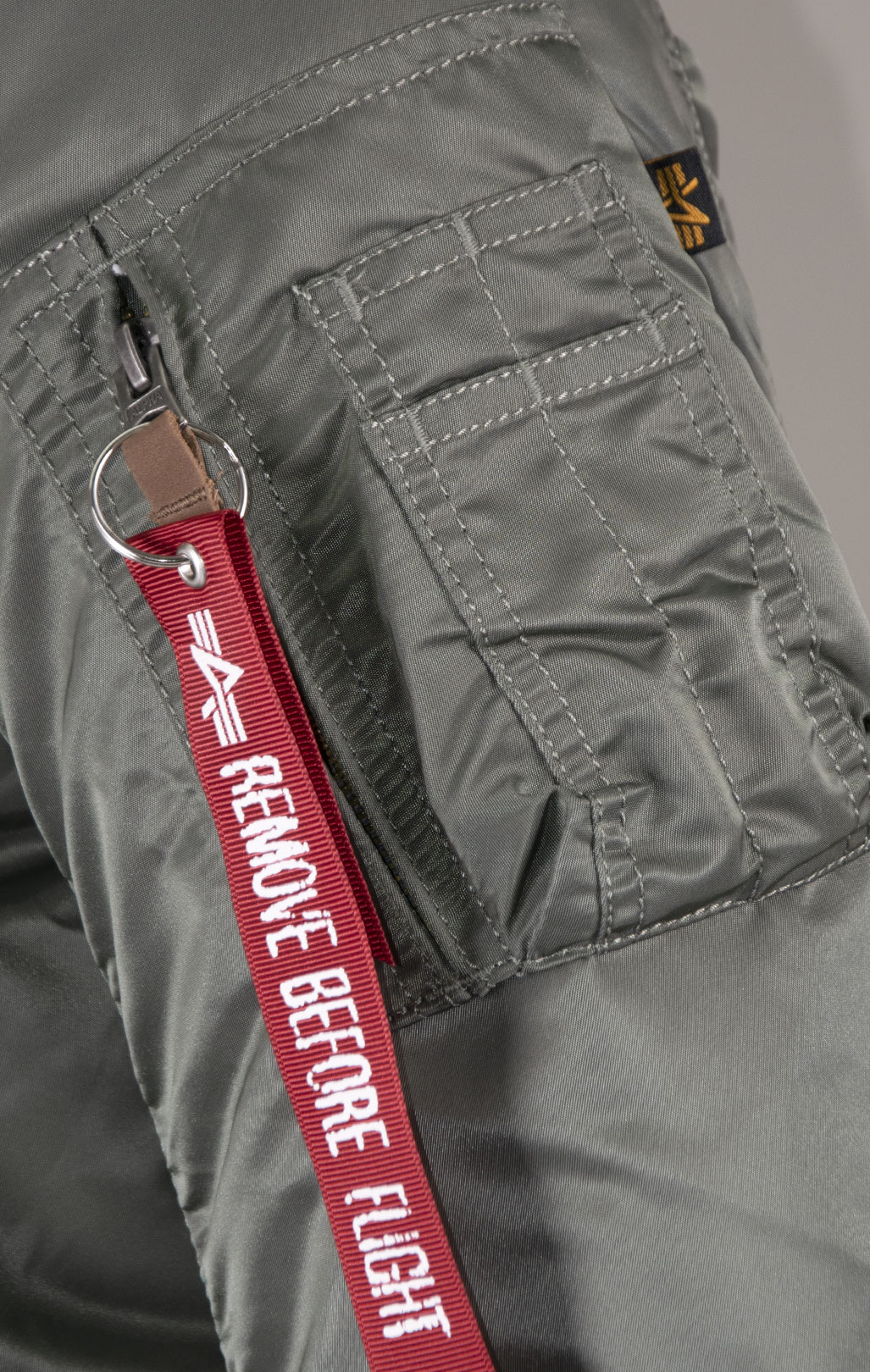 Бомбер ALPHA INDUSTRIES VF 59 MA-1 vintage green 