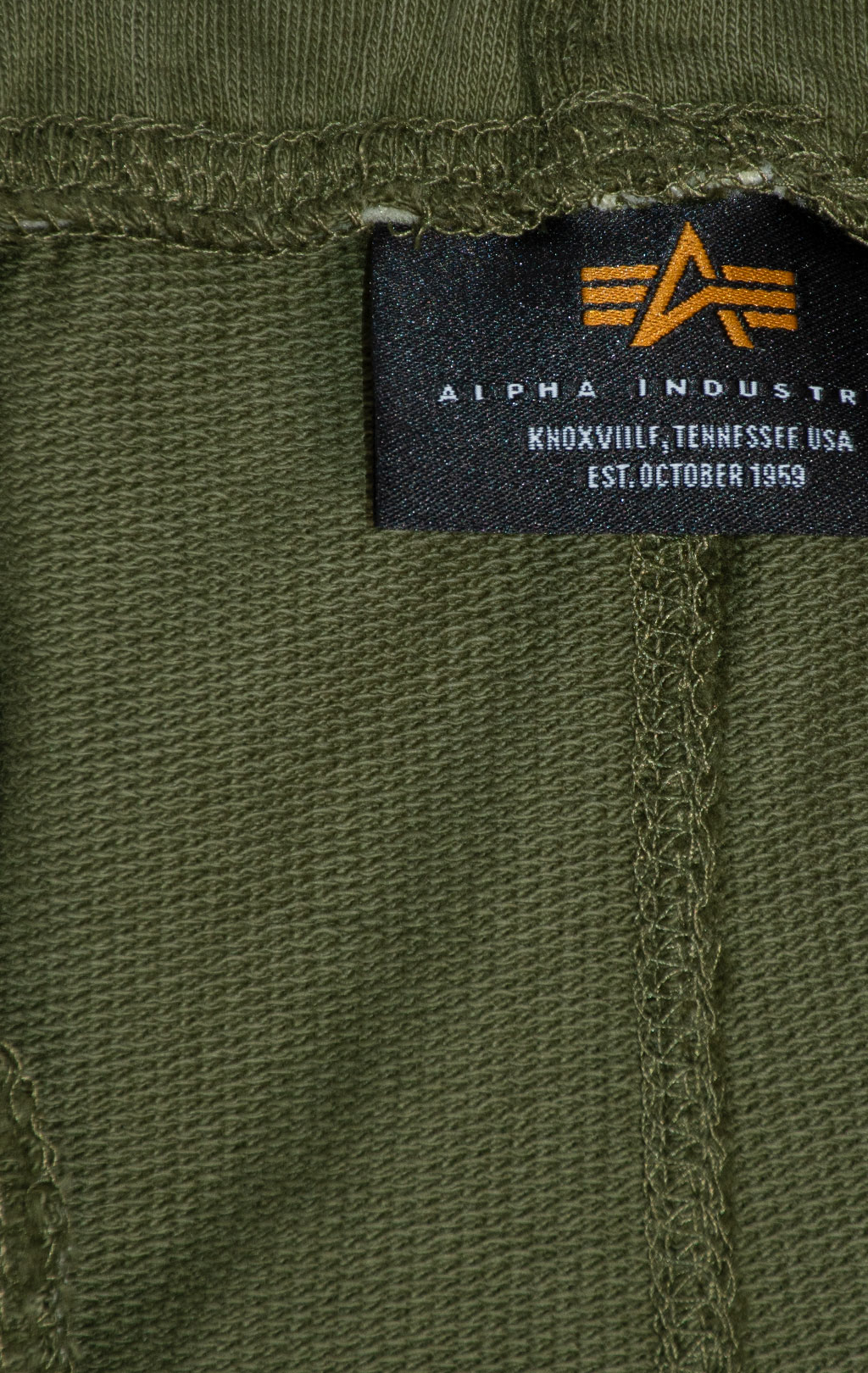 Шорты трикотажные ALPHA INDUSTRIES TERRY DYED SHORT SS 25 m olive 