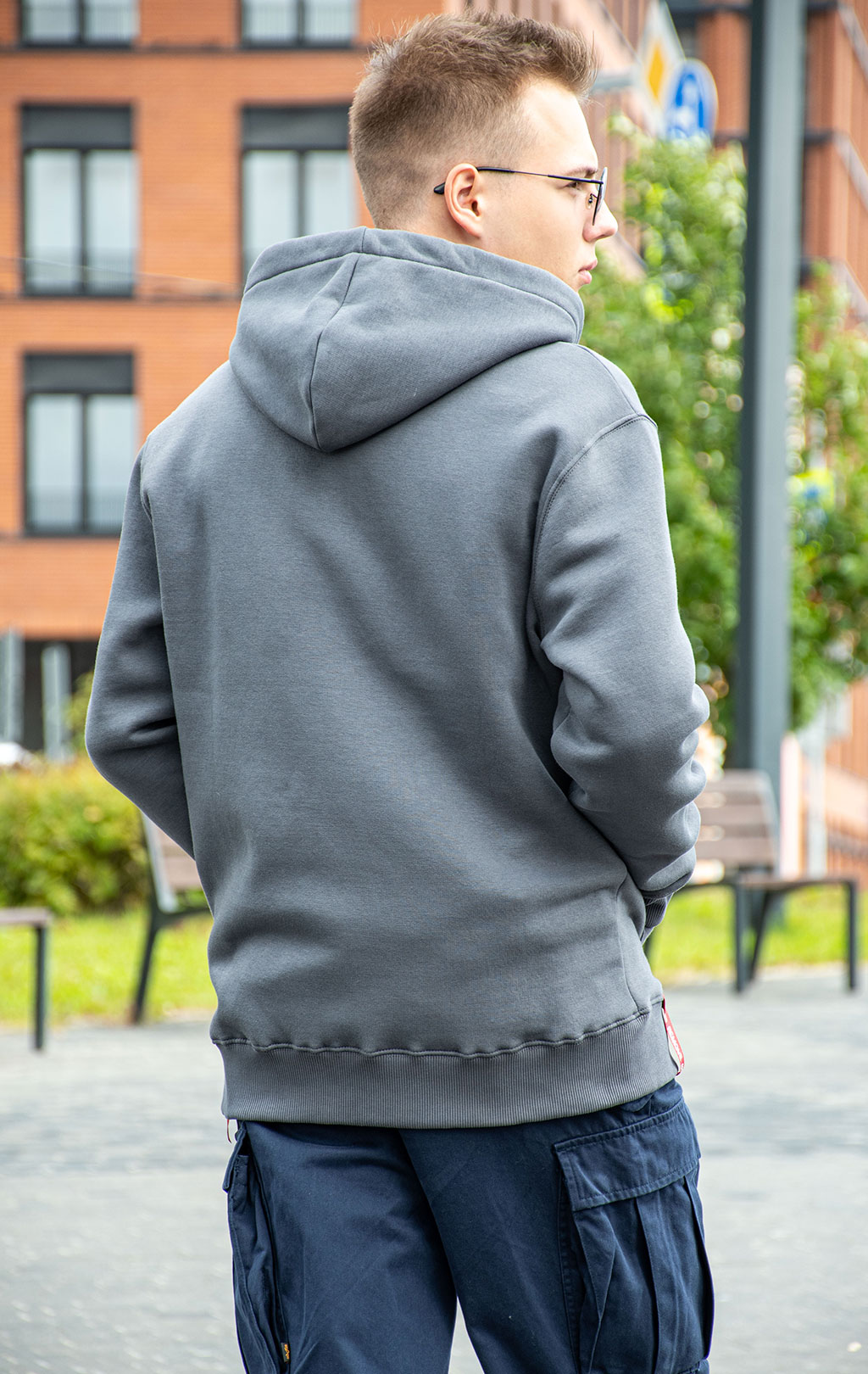 Толстовка ALPHA INDUSTRIES BASIC ZIP HOODY greyblack 