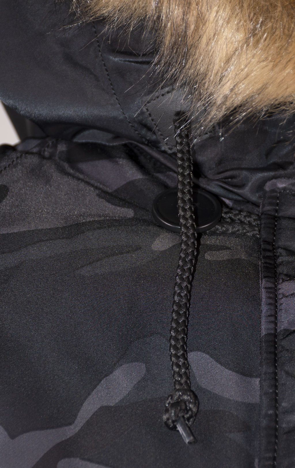 Аляска ALPHA INDUSTRIES SLIM FIT N-3B FW 21/22 m black woodland camo 