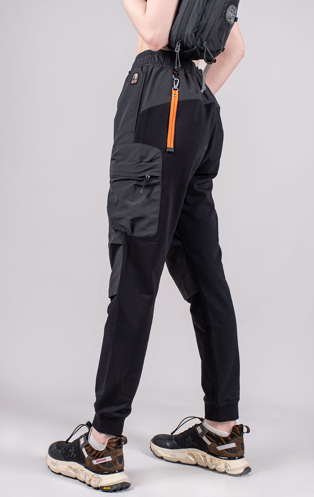 Женские брюки спортивные PARAJUMPERS SOAVE SS 25 m black 