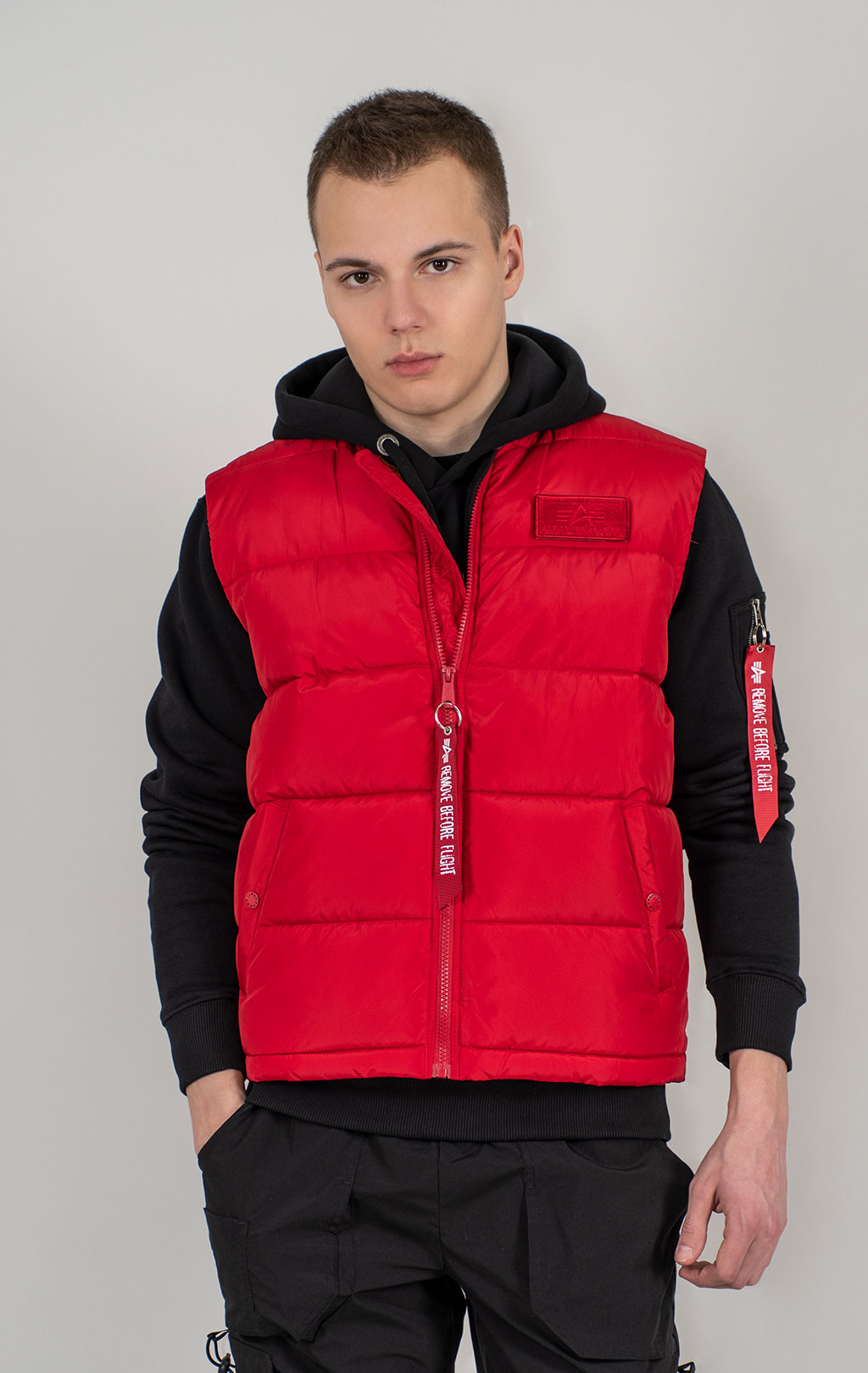 Жилет ALPHA INDUSTRIES PUFFER VEST LW mars red 