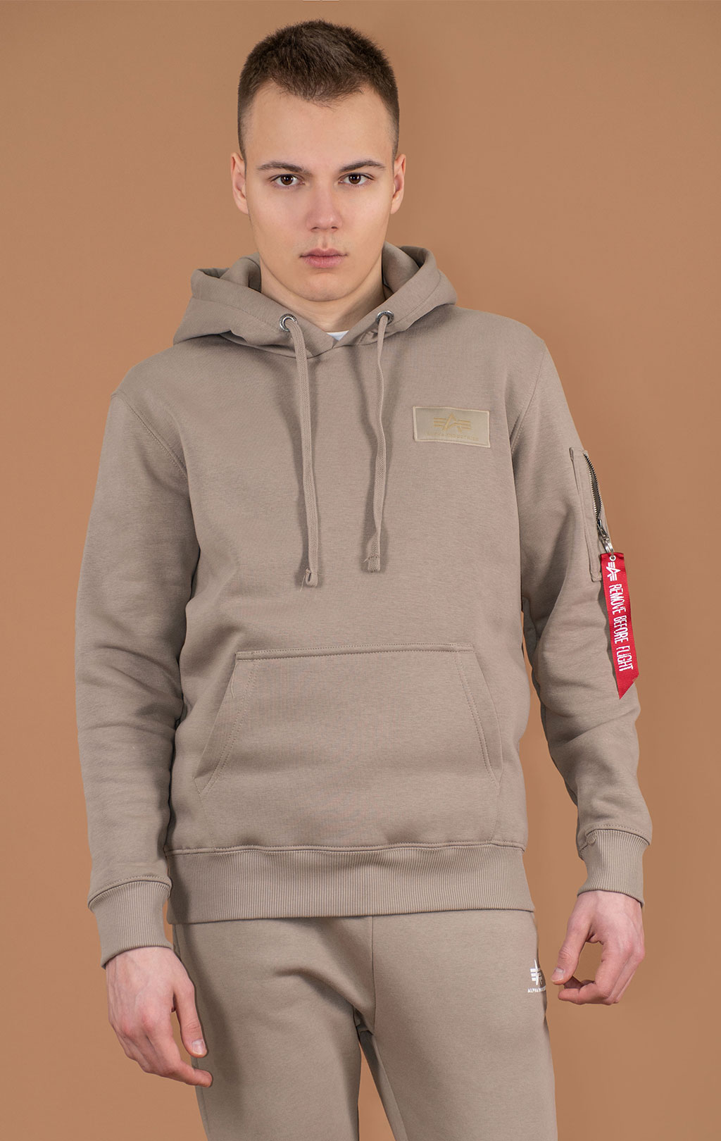 Толстовка ALPHA INDUSTRIES BACK PRINT HOODY vintage sand 