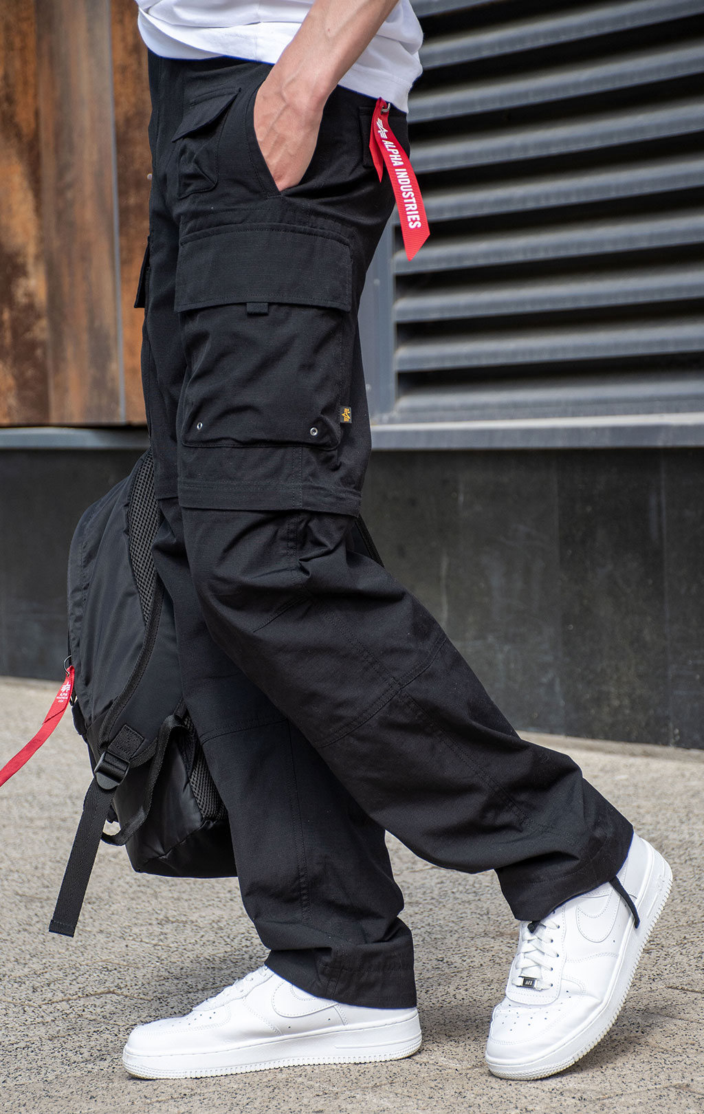 Брюки-шорты ALPHA INDUSTRIES CONVERTIBLE CARGO PANT SS 24 m black 