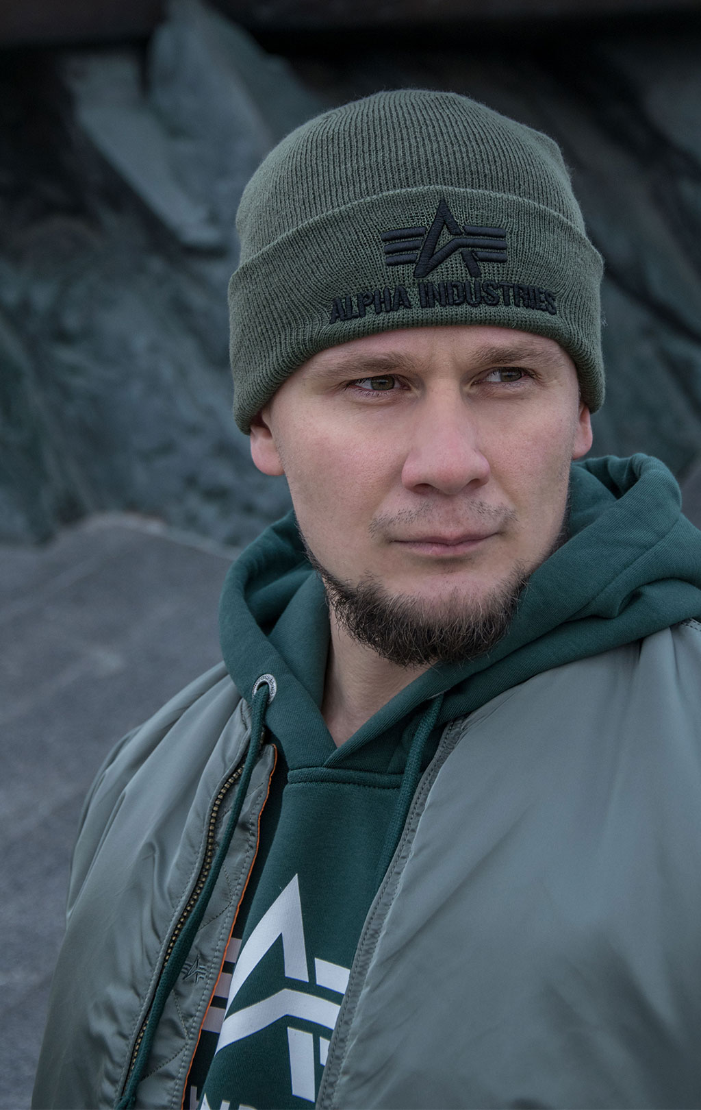 Шапка ALPHA INDUSTRIES 3D BEANIE dark green 
