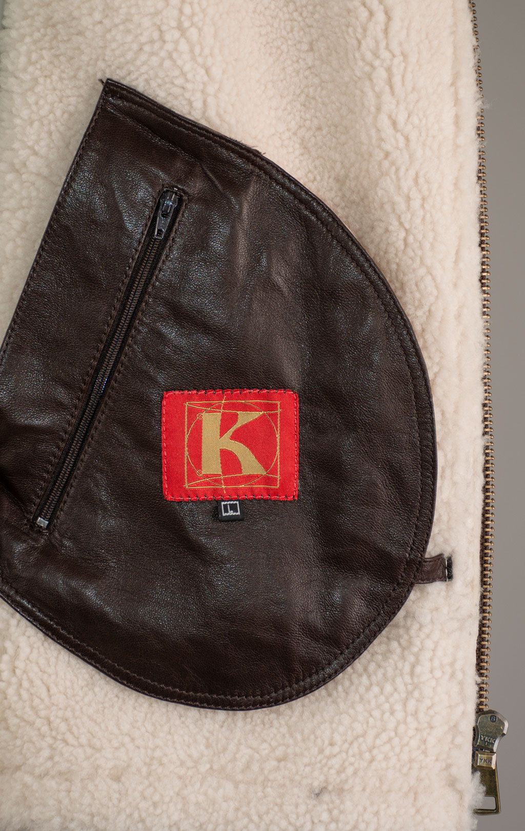 Куртка-пилот KODZIC B-3 HOODED овчина FW 25/26 brown 