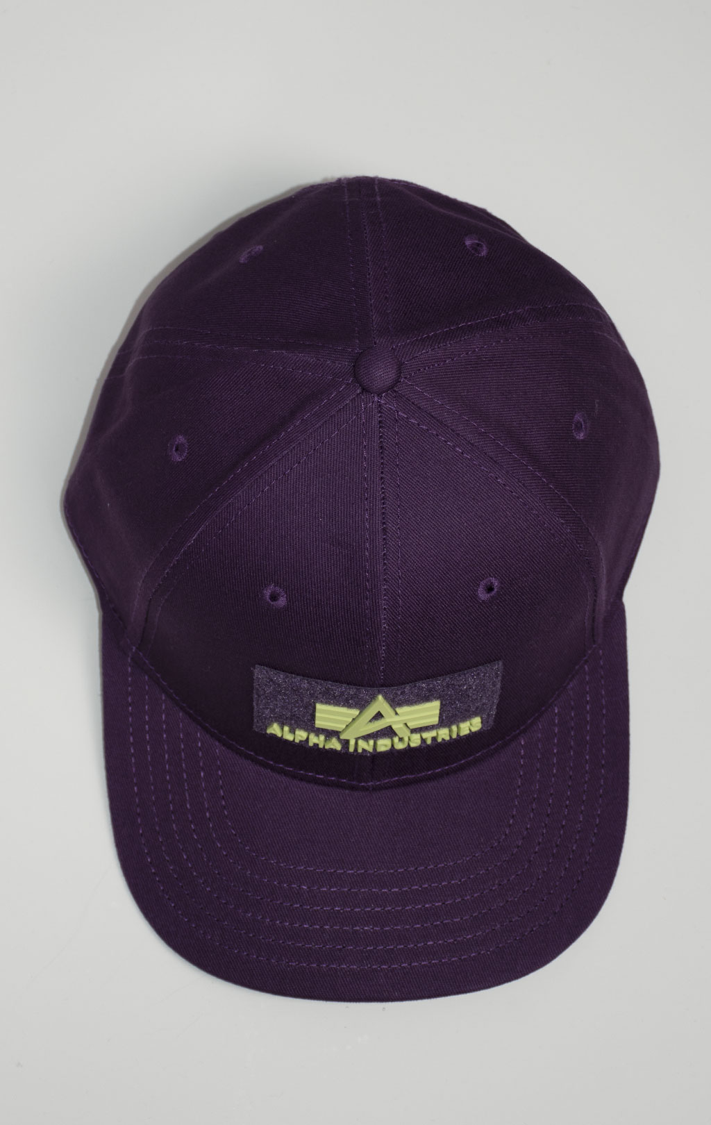 Бейсболка ALPHA INDUSTRIES VELCRO CAP II plum 