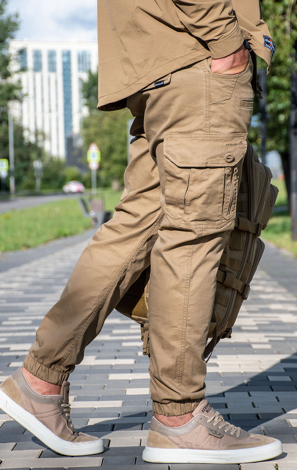 Брюки тактические Pentagon INVICTUS хлопок65%/полиэстер35% Twill coyote 05058 