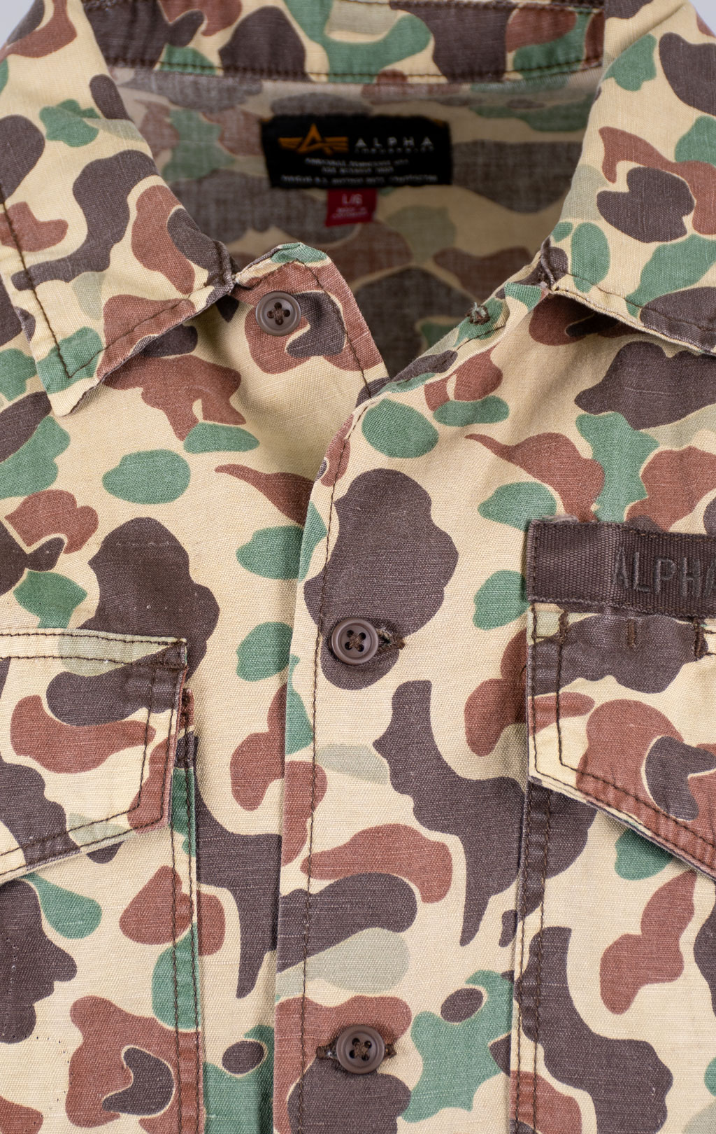 Ветровка-рубашка ALPHA INDUSTRIES SHORT SLEEVE WASHED FATIGUE SHIRT JACKET SS 24 m green frogskin camo 
