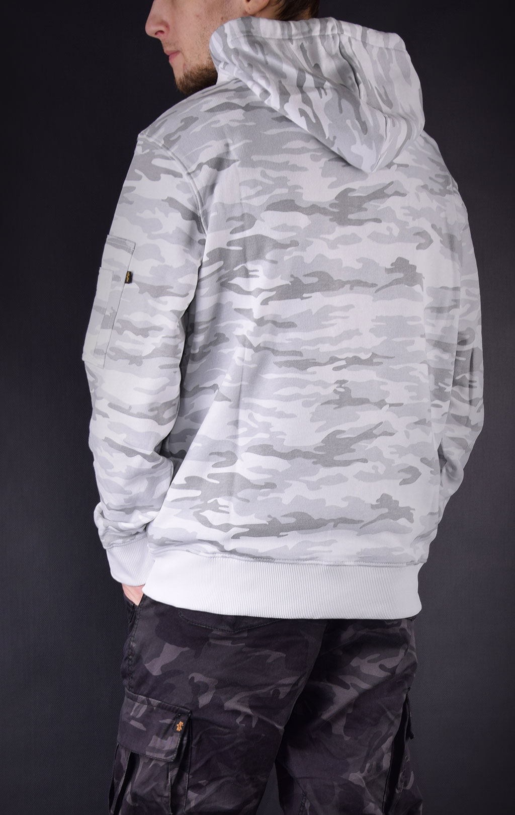 Толстовка ALPHA INDUSTRIES X-FIT HOODY white camo 