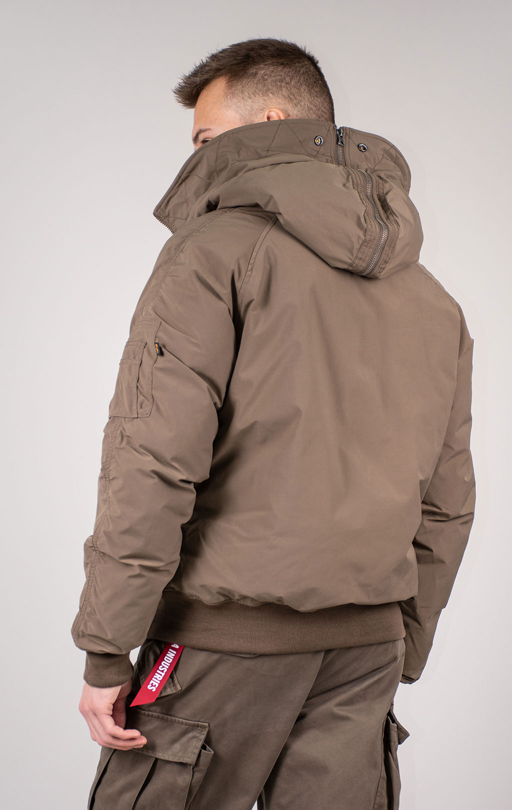 Аляска ALPHA INDUSTRIES ALTITUDE N-2B FW 24/25 coyote brown 