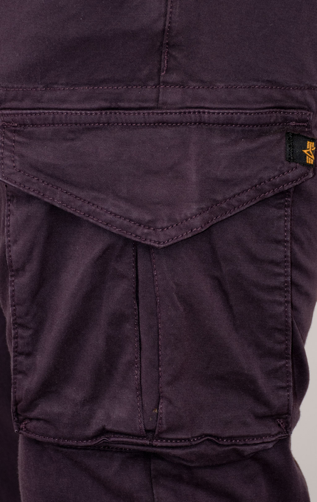 Брюки джоггеры ALPHA INDUSTRIES COTTON TWILL  JOGGER plum 