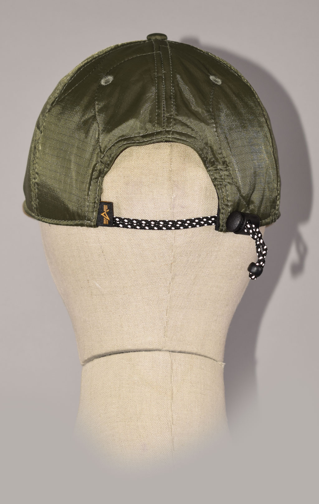 Бейсболка ALPHA INDUSTRIES QUILTED CAP FW 22/23 olive 