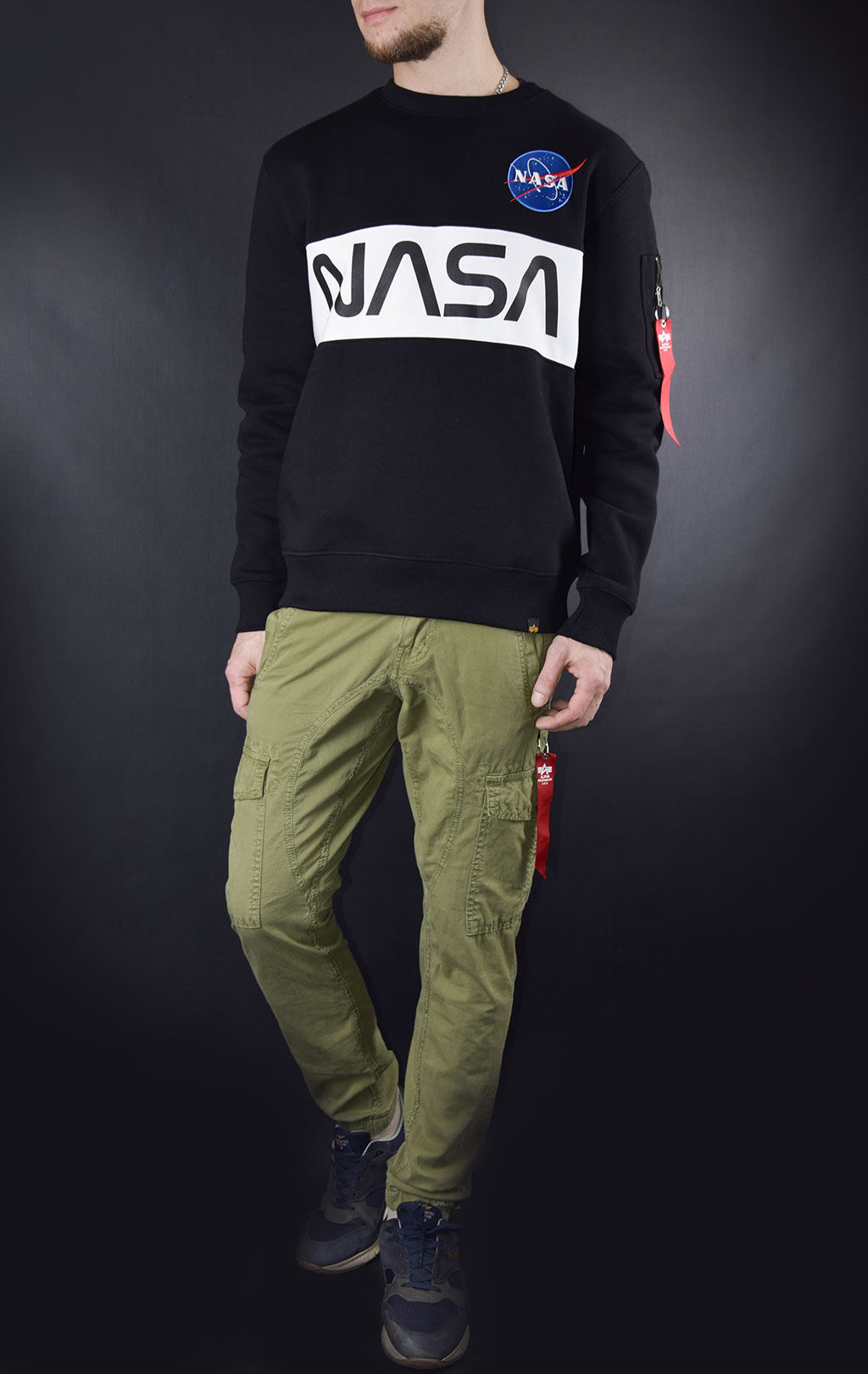 Свитшот ALPHA INDUSTRIES NASA Inlay black 