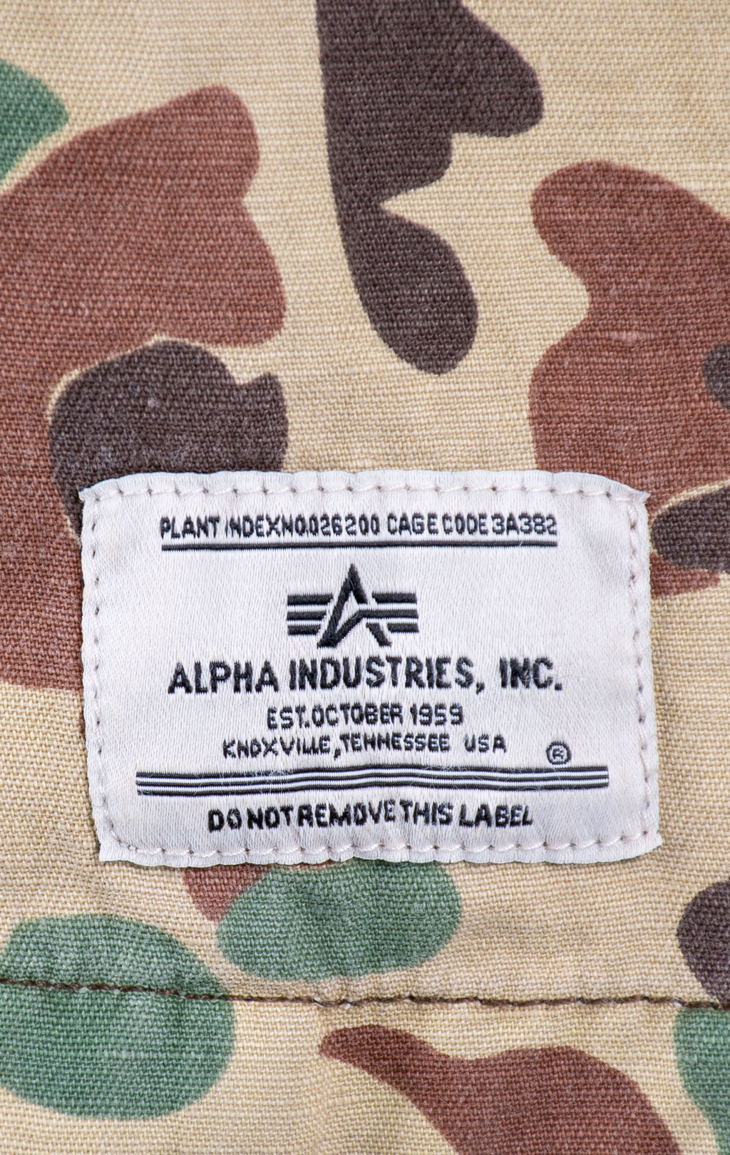Ветровка-рубашка ALPHA INDUSTRIES SHORT SLEEVE WASHED FATIGUE SHIRT JACKET SS 24 m green frogskin camo 