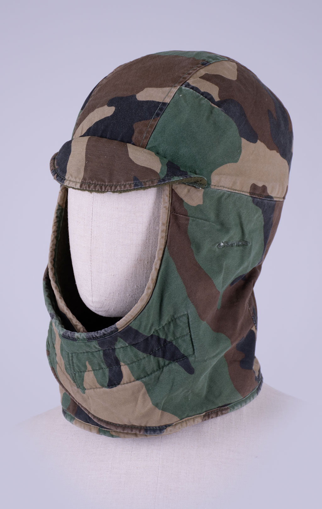 Шапка- шлем зимний camo woodland б/у США
