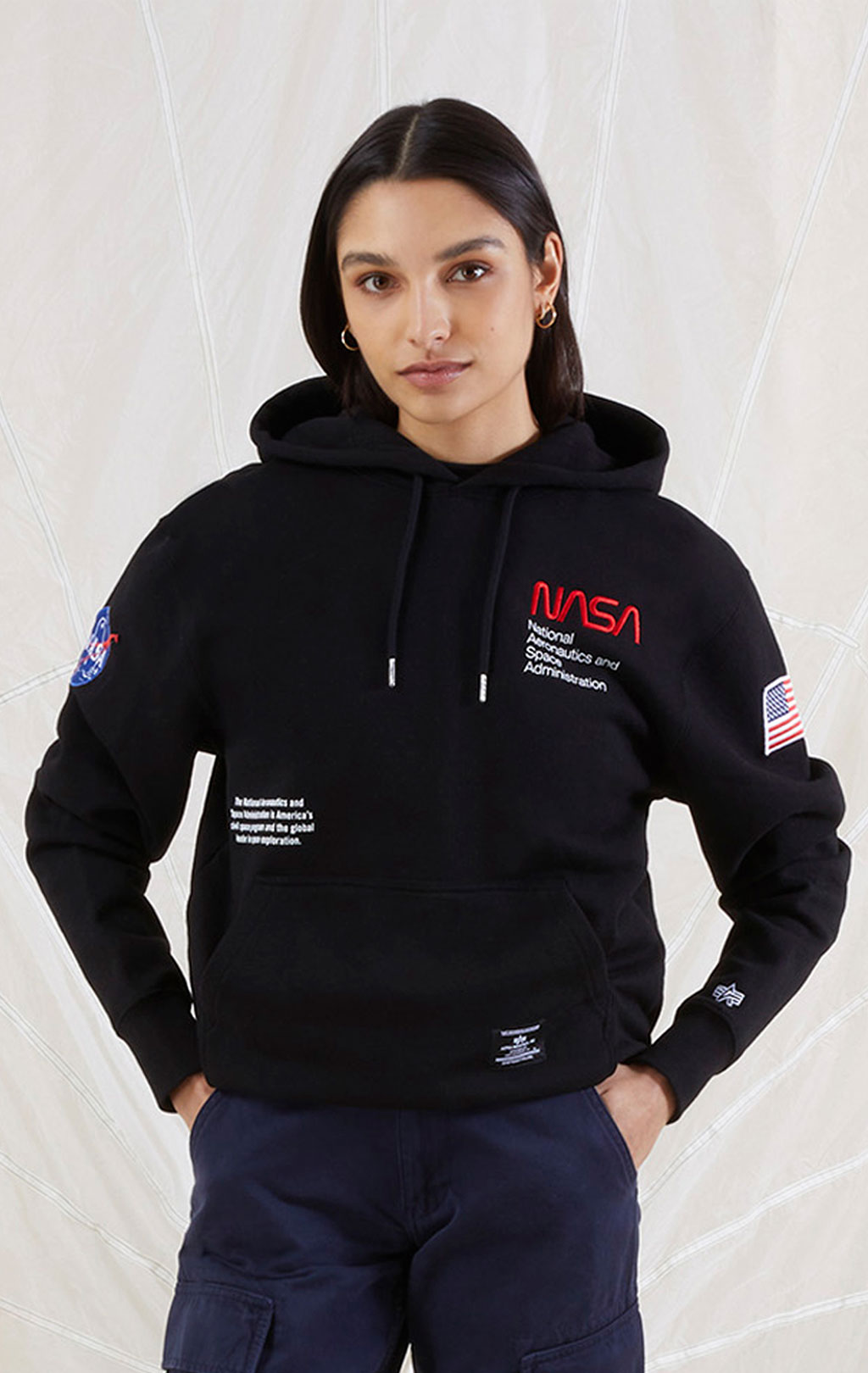 Толстовка ALPHA INDUSTRIES NASA WORM LOGO HOODIE SS 23 black 