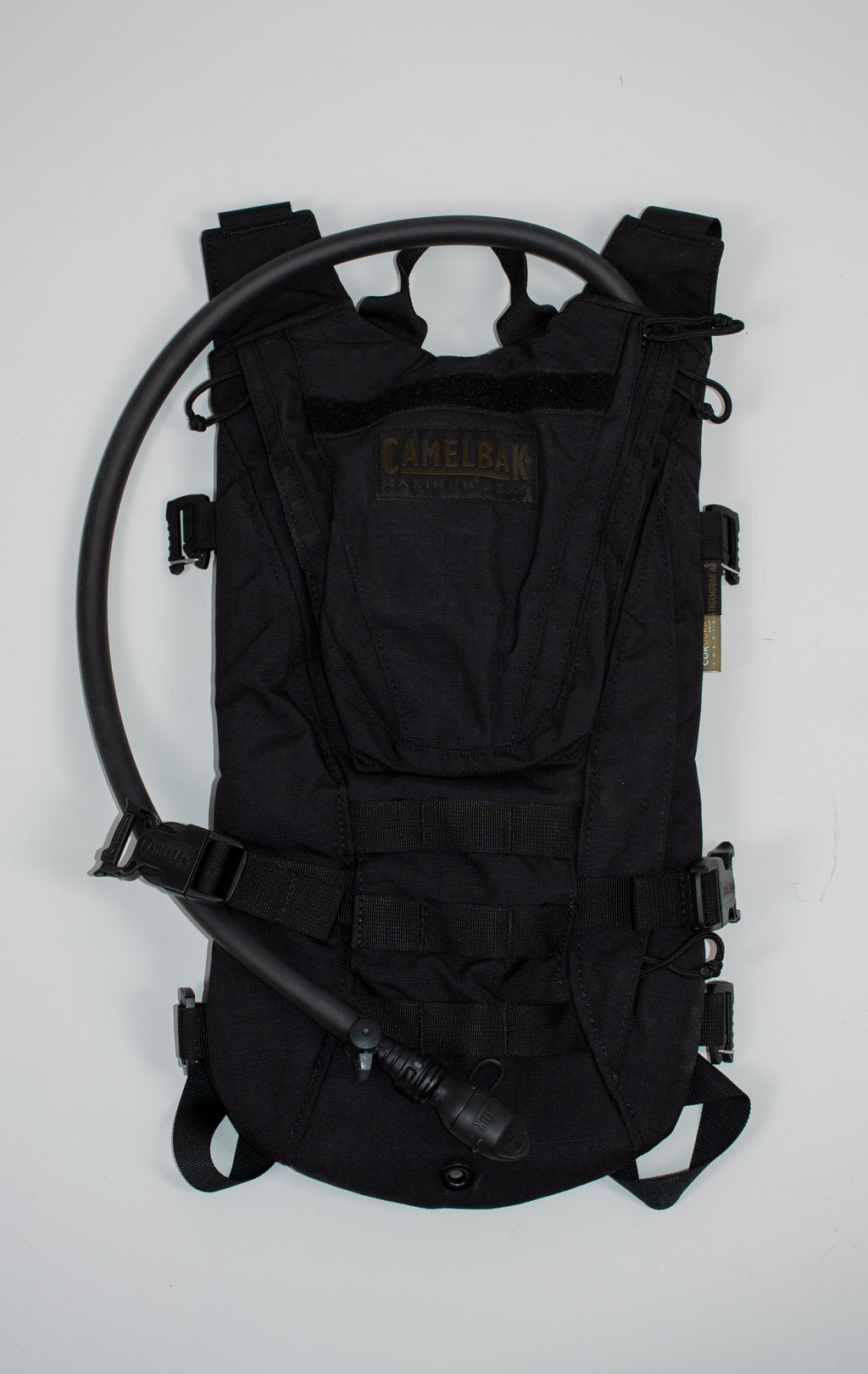 Питьевая система армейская CamelBak на молнии, горловина под клапаном, 3L black 