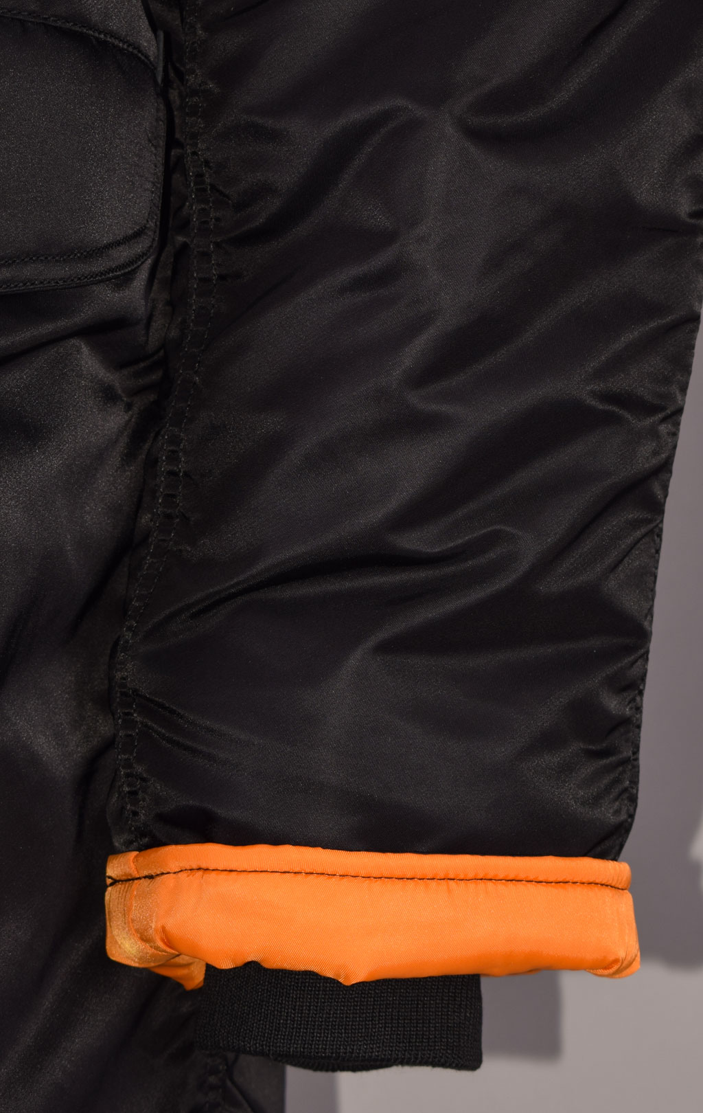 Аляска ALPHA INDUSTRIES SLIM FIT GEN-I big size N-3B black/orange 