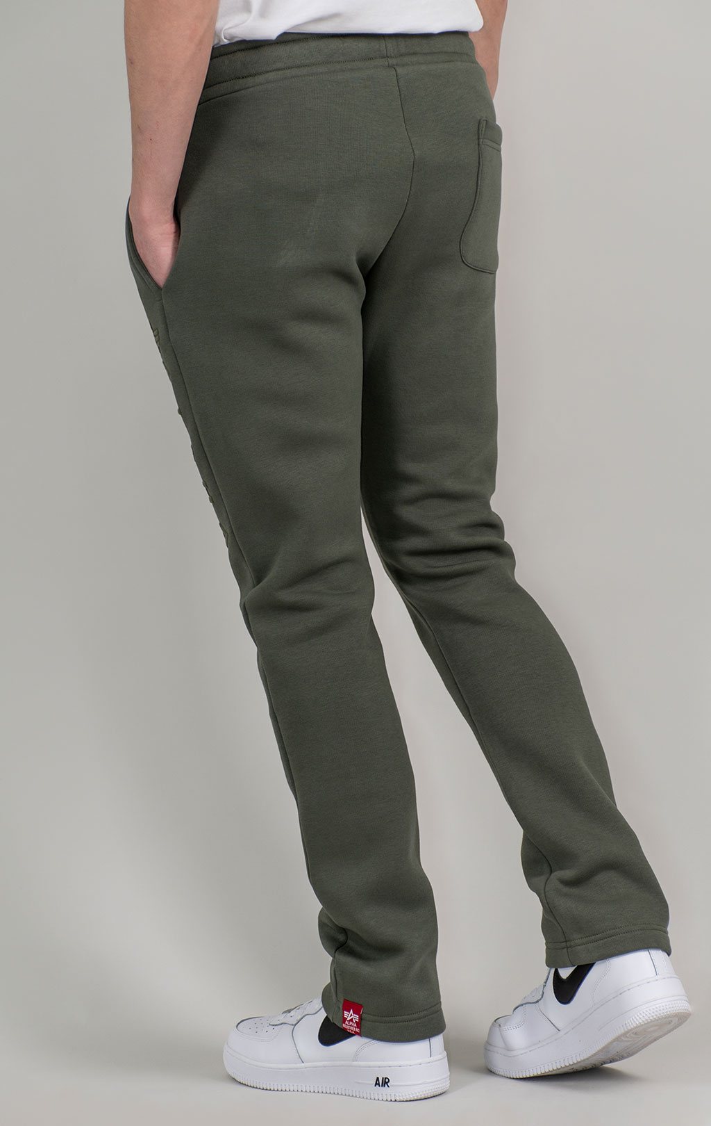 Брюки спортивные джоггеры ALPHA INDUSTRIES EMB JOGGER dark olive 
