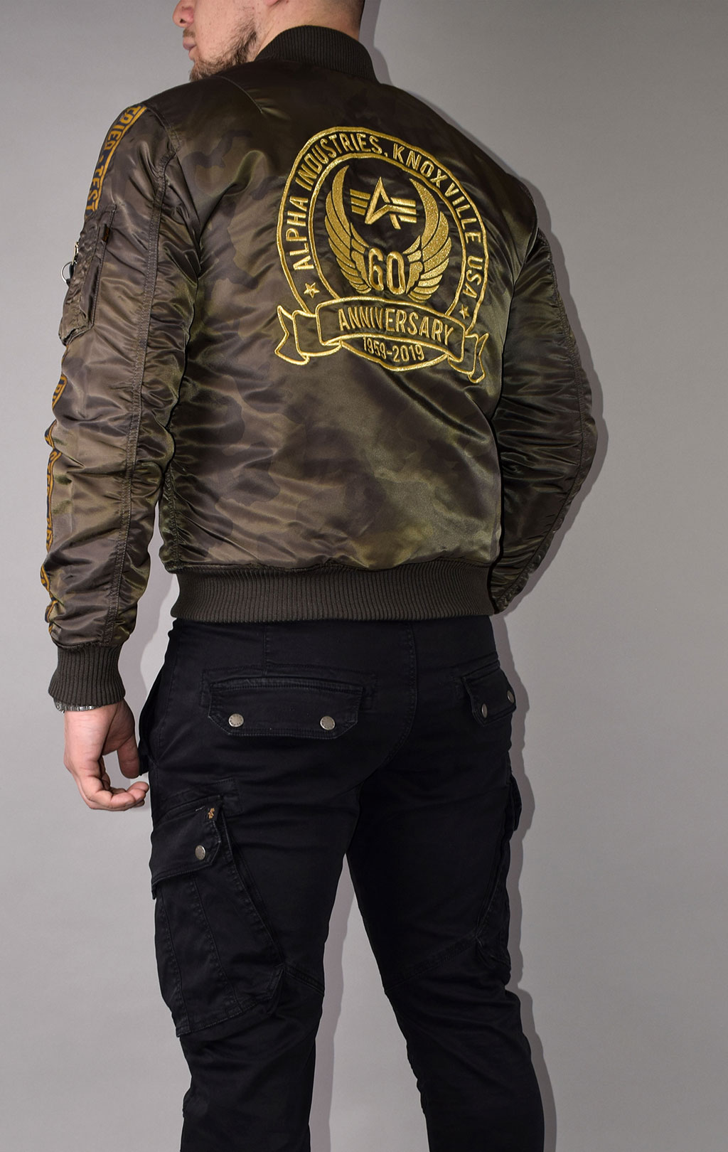 Бомбер ALPHA INDUSTRIES 60TH ANNIVERSARY MA-1 dark olive camo 