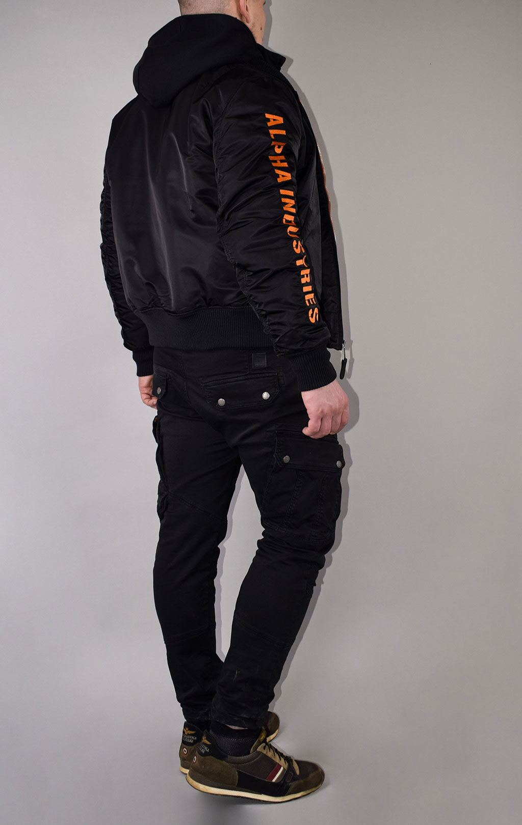 Куртка-бомбер лётная ALPHA INDUSTRIES D-Tec SE MA-1 black/orange 