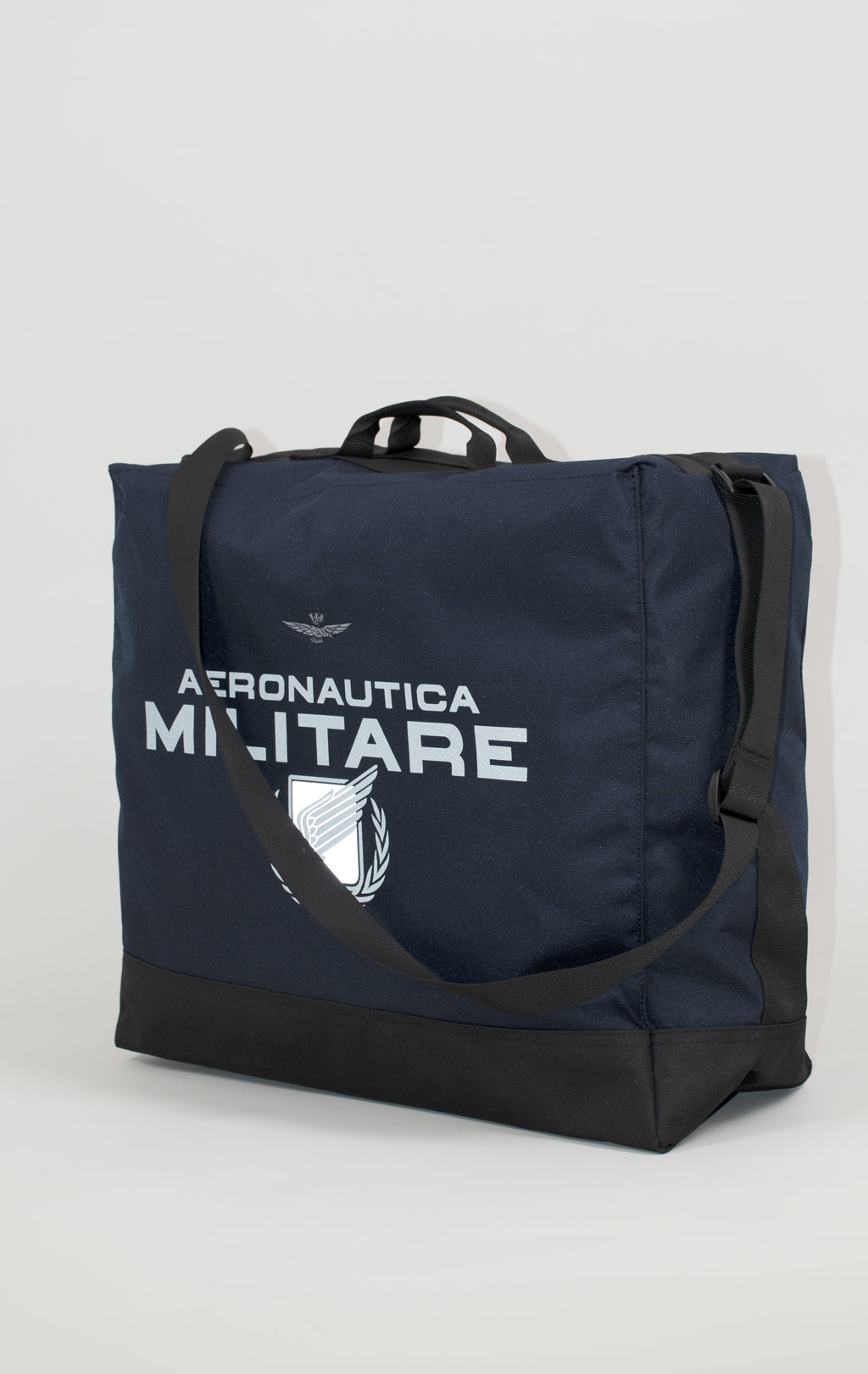 Сумка AERONAUTICA MILITARE CENTRO SPORTIVO DUFFEL BAG SS 25/CN blue navy (BO 1142) 