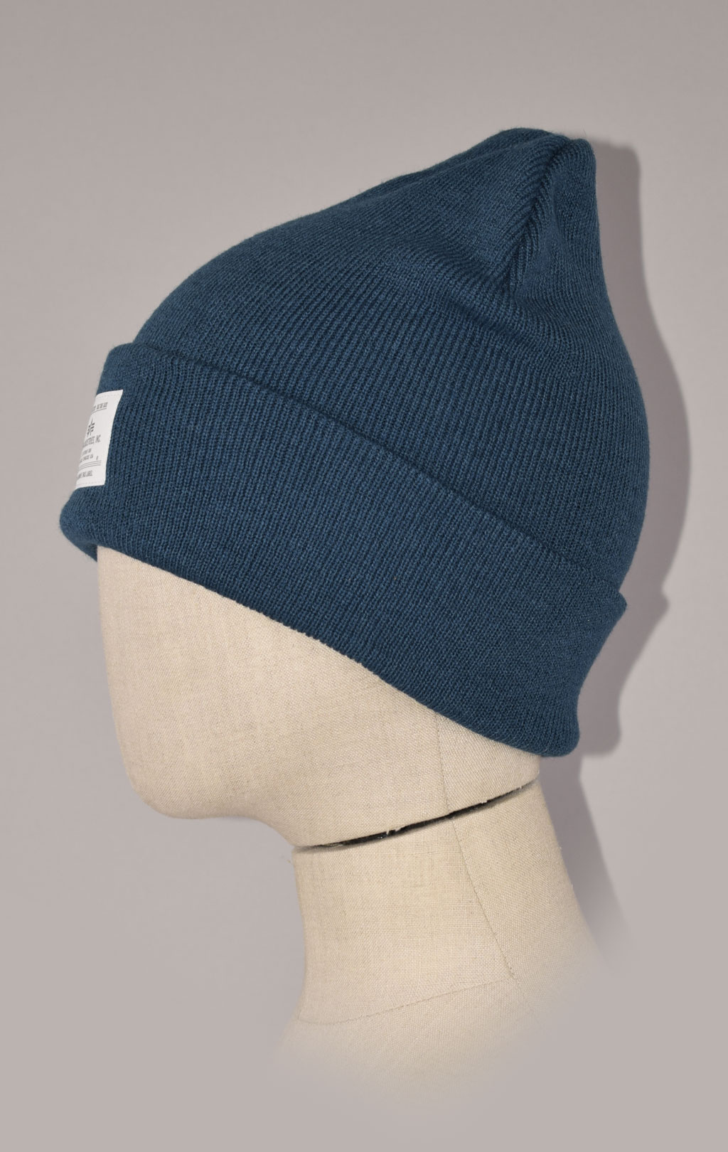 Шапка ALPHA INDUSTRIES ESSENTIAL BEANIE FW 22/23 slate blue 