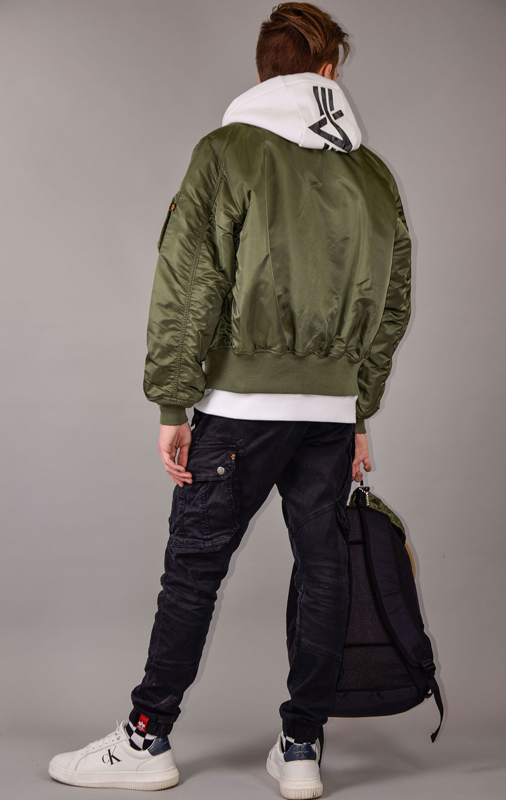 Бомбер ALPHA INDUSTRIES ORIGINAL FIT MA-1 FW 22/23 m sage 